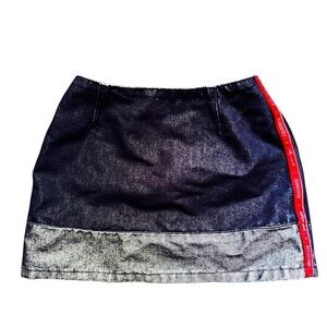 Tommy Hilfiger Dark and Light Blue Denim with Red Skirt Size 6 back zipper
